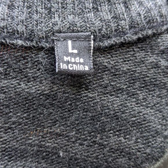 PD&C Authentic Apparel Sweater Men's Large - Picture 8 of 8